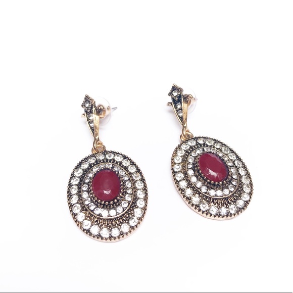 Gold/bronze earrings with rhinestones & red accent - Picture 3 of 8